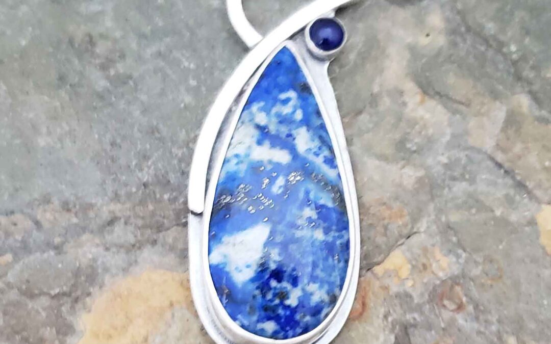 Lapis and blue Sapphire silver Pendant.