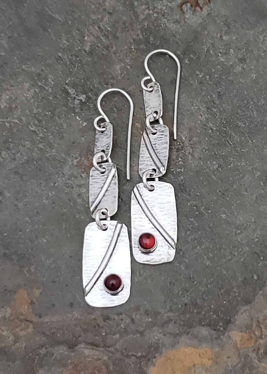 Water Fall sterling silver and red garnet earrings