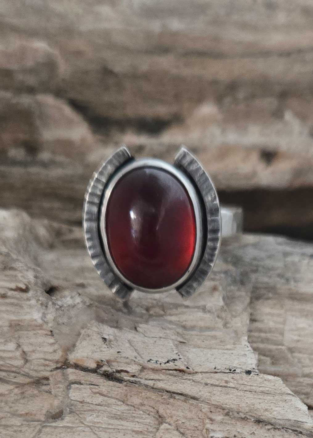 Sunset – Hessonite Garnet Ring